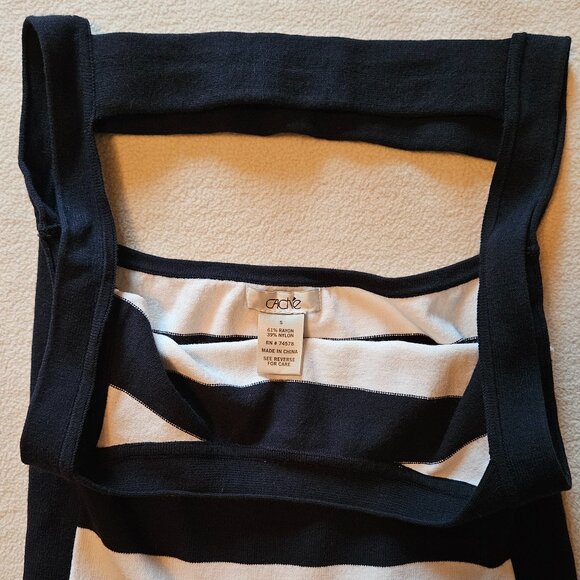 Cache Top - Picture 4 of 9